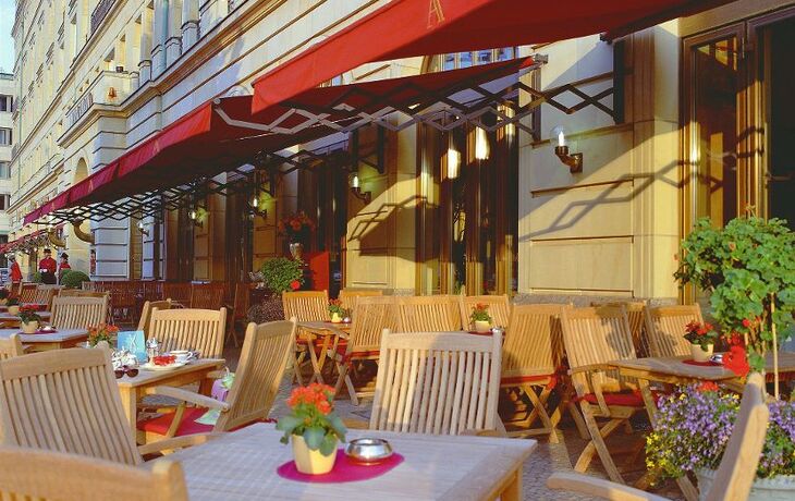 Sommerterrasse Hotel Adlon