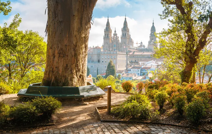 Kathedrale von Santiago de Compostela im Sonnenaufgang