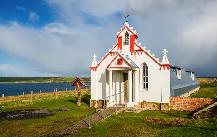 die Italian Chapel auf Orkney, einem Archipel in Schottland