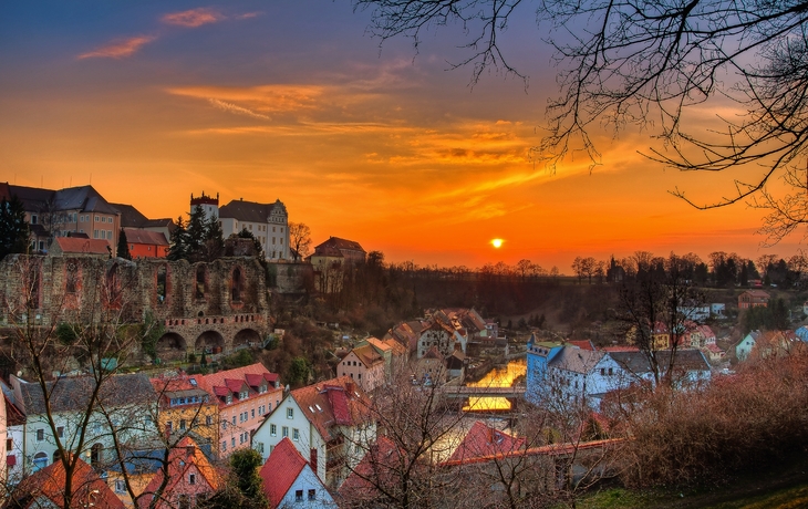 Blick auf die Ruine der Nikolaikirche von Norden