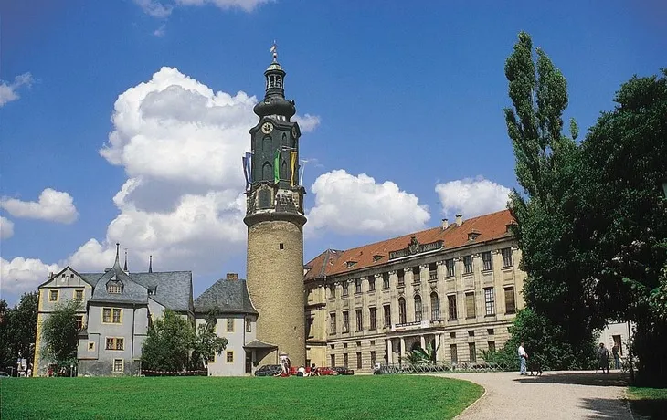 Weg zum Schloß, Turm, Eingangsbereich