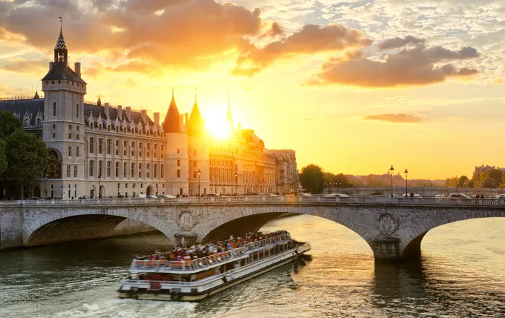 Paris bei Sonnenuntergang