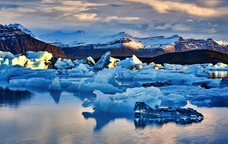 Gletscherlagune Jökulsárlón im Nationalpark Vatnajökull im Südosten Islands