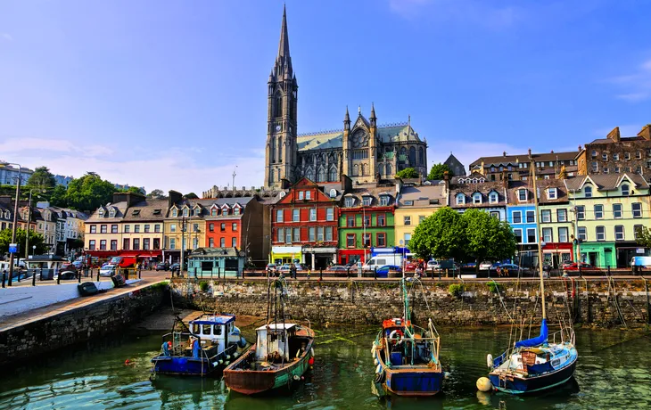 Hafenstadt Cobh auf Irland