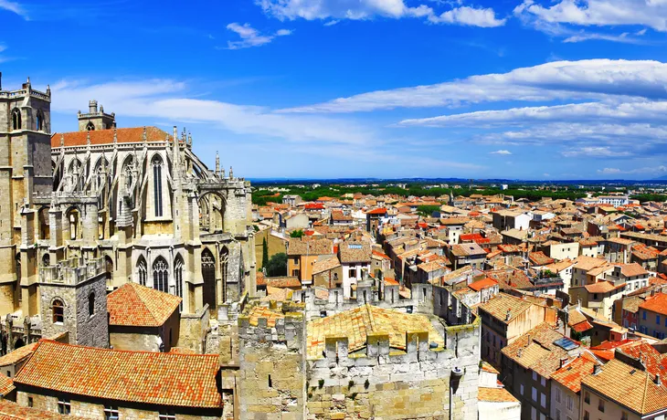 Narbonne - Panoramablick mit der Kathedrale Saint-Just